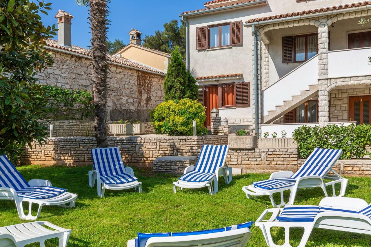 Apartments Rita Poreč Exterior foto