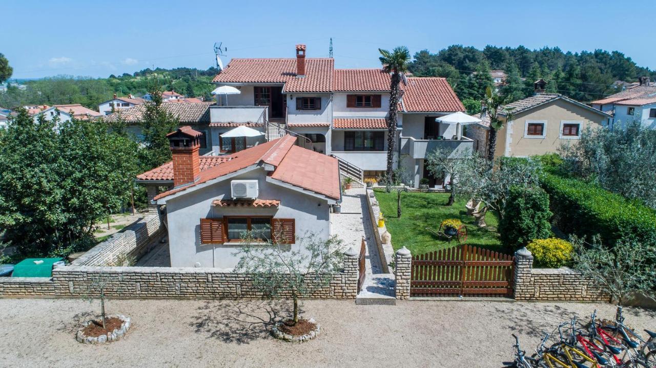 Apartments Rita Poreč Exterior foto